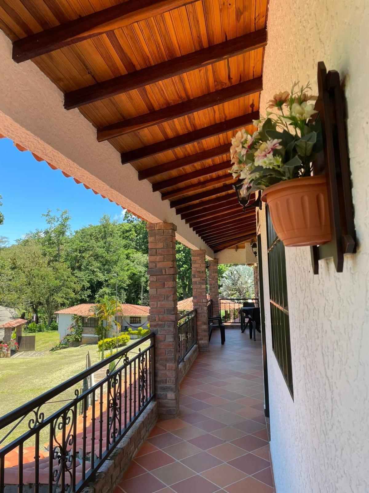 Rancho San Luis, Páramo מראה חיצוני תמונה
